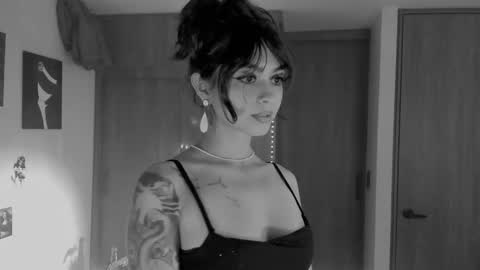 Leyla online show from 01.09.26