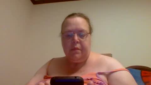 Snapshot of epic_ginger chatting on 09.24.25 epic_ginger online show from 09.24.25