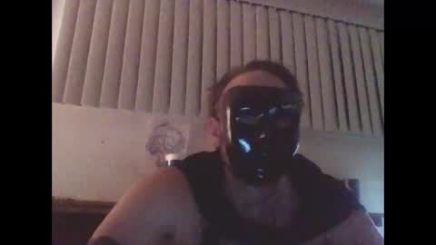 Snapshot of epictriggz chatting on 04.13.26 slutcouple online show from 04.13.26