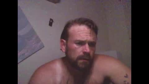 Snapshot of epictriggz chatting on 04.14.26 slutcouple online show from 04.14.26