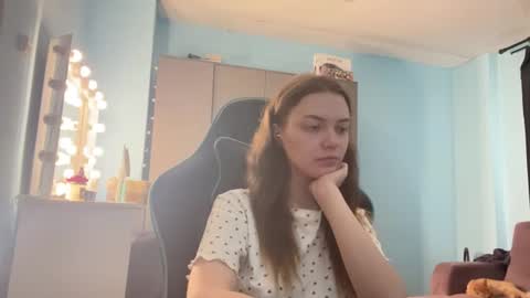 Lily online show from 03.09.26