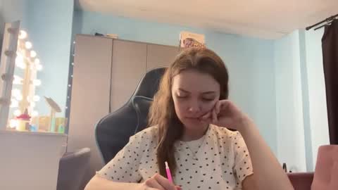 Lily online show from 03.11.26