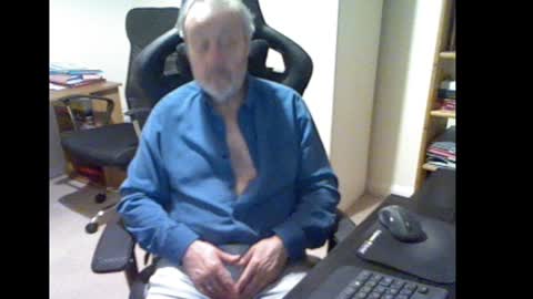 Snapshot of erasmus_d chatting on 12.01.24 erasmus_d online show from 12.01.24
