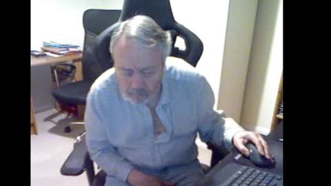 Snapshot of erasmus_d chatting on 12.28.24 erasmus_d online show from 12.28.24