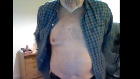 Snapshot of erasmus_d chatting on 01.18.25 erasmus_d online show from 01.18.25