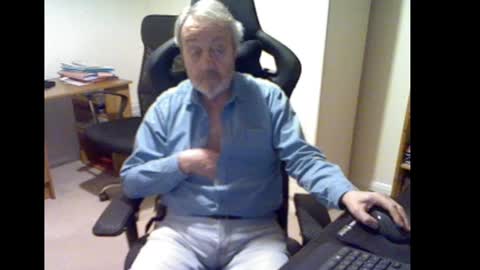 Snapshot of erasmus_d chatting on 01.31.25 erasmus_d online show from 01.31.25