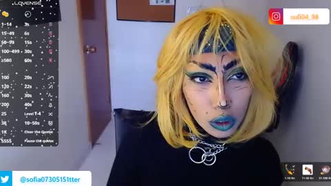 Snapshot of eren_mikasa chatting on 05.23.26 sofia online show from 05.23.26