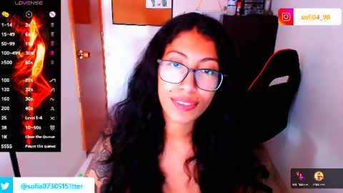 Snapshot of eren_mikasa chatting on 07.23.26 sofia online show from 07.23.26