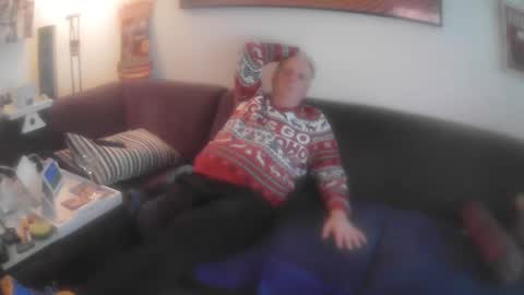 Snapshot of eric204 chatting on 12.29.24 Eric online show from 12.29.24