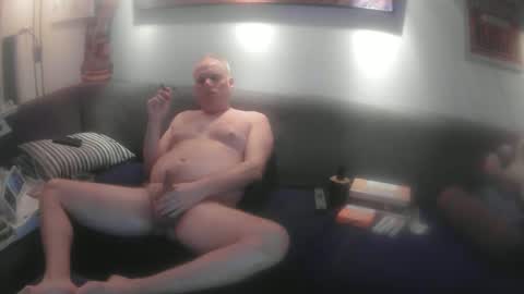 Snapshot of eric204 chatting on 09.14.25 Eric online show from 09.14.25