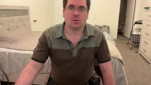 Snapshot of eric_heim chatting on 11.14.25 eric heim online show from 11.14.25