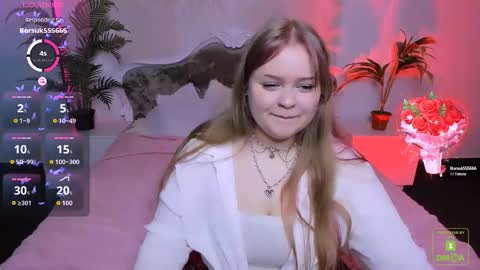 Snapshot of erica_love_ chatting on 09.22.25 erica_love_ online show from 09.22.25