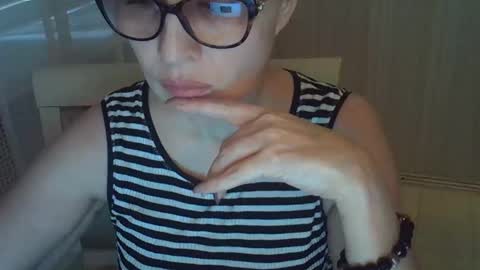Snapshot of erica_lynn chatting on 04.15.26 erica_lynn online show from 04.15.26