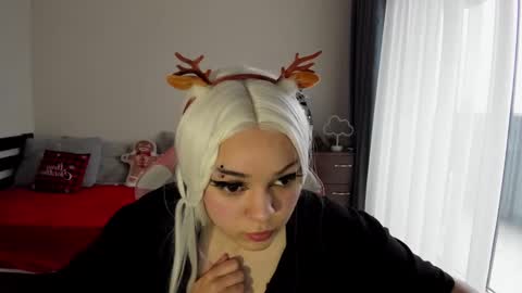 Snapshot of ericahoffman2 chatting on 12.25.24 Erica online show from 12.25.24