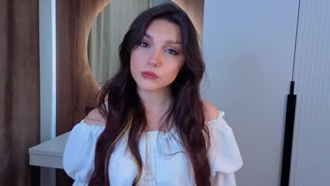 Dina online show from 12.14.25