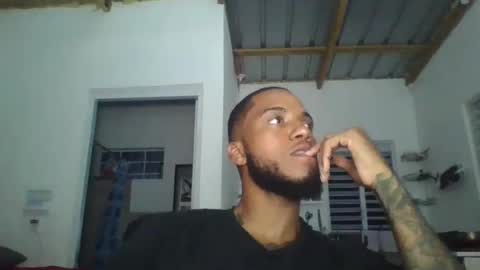 Snapshot of ericbuck chatting on 01.05.25 Eric Buck online show from 01.05.25