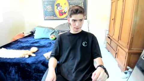 Snapshot of erick_de_rossee chatting on 05.15.26 erick_de_rossee online show from 05.15.26