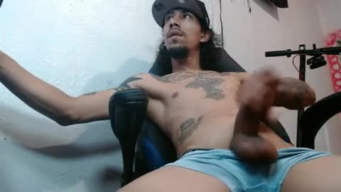 Snapshot of erick_martinezz chatting on 06.14.26 erick online show from 06.14.26