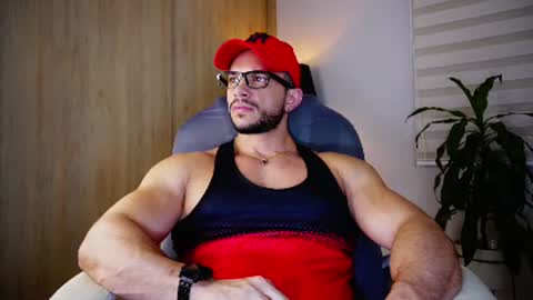 Snapshot of erick_thompson chatting on 02.17.25 Erick Thompson online show from 02.17.25