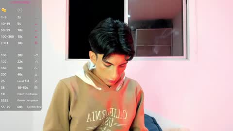 Snapshot of erick_velveth chatting on 05.26.26 erick online show from 05.26.26