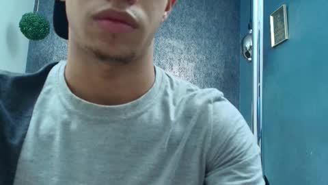 Snapshot of erick_zhimerman chatting on 01.08.26 online show from 01.08.26