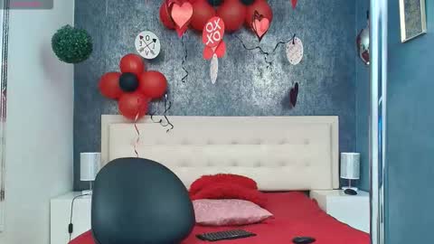 Snapshot of erick_zhimerman chatting on 02.18.26 online show from 02.18.26