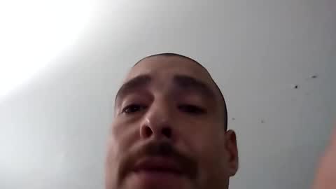 Snapshot of erik15516 chatting on 05.27.26 erik15516 online show from 05.27.26