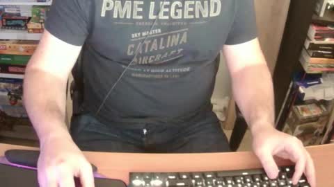 Snapshot of erik_dapper chatting on 12.03.25 Erik Dapper online show from 12.03.25