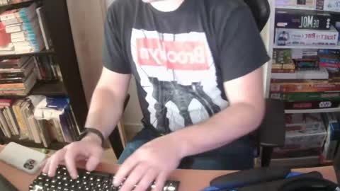 Snapshot of erik_dapper chatting on 03.09.26 Erik Dapper online show from 03.09.26