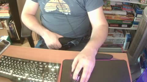 Snapshot of erik_dapper chatting on 04.08.26 Erik Dapper online show from 04.08.26