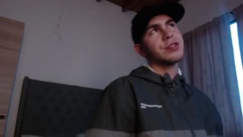 Snapshot of erik_rodriguez chatting on 06.19.26 Erik rodriguez online show from 06.19.26