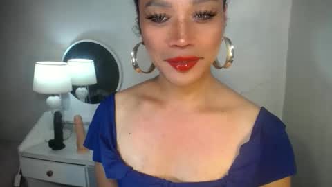 Snapshot of erika_madrigal chatting on 09.17.25 erika_madrigal online show from 09.17.25