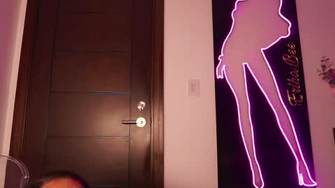 Snapshot of erikabee chatting on 11.20.25 Venus Skye online show from 11.20.25