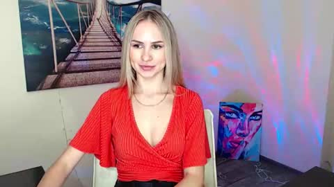 Snapshot of erikagavin chatting on 10.23.25 Erika online show from 10.23.25