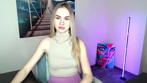 Snapshot of erikagavin chatting on 02.19.26 Erika online show from 02.19.26