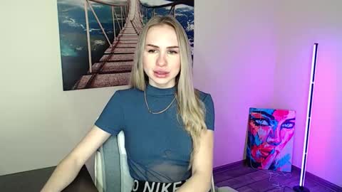 Snapshot of erikagavin chatting on 02.23.26 Erika online show from 02.23.26