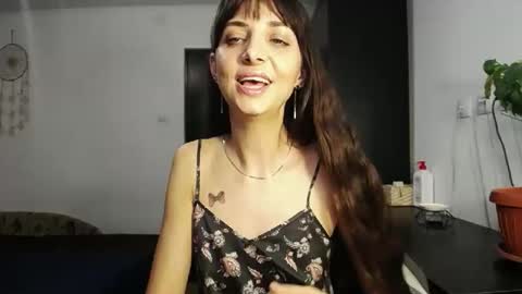 Snapshot of erikasecrets chatting on 11.12.25 ErikaSecrets online show from 11.12.25