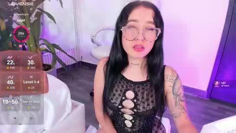 Eri  online show from 09.13.25