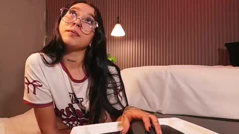 Eri  online show from 03.04.26