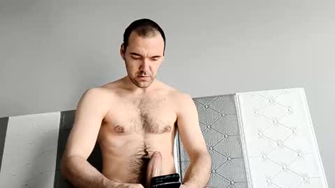 Snapshot of eriks17cm chatting on 04.09.26 HunStroker online show from 04.09.26