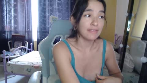 erina_1 online show from 10.14.25