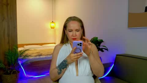 Erin online show from 06.10.26