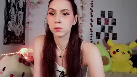 Snapshot of erisunn chatting on 06.26.26 EriSun online show from 06.26.26