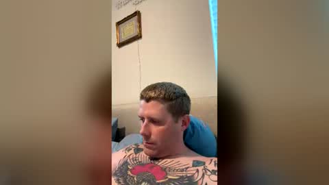 Snapshot of eriwat713 chatting on 06.19.26 eriwat713 online show from 06.19.26
