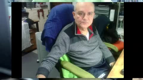 Snapshot of ernello chatting on 06.11.26 ernello online show from 06.11.26