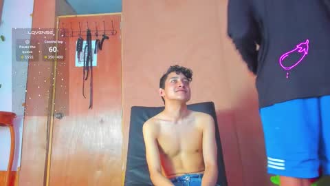 Snapshot of eros_fang chatting on 09.27.25 eros_fang online show from 09.27.25