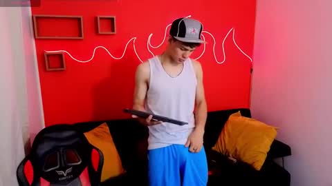 Snapshot of eros_steel chatting on 06.03.26 Eros online show from 06.03.26