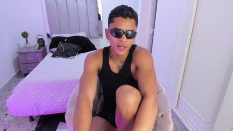 Snapshot of eros_wild chatting on 02.24.25 eros_wild online show from 02.24.25