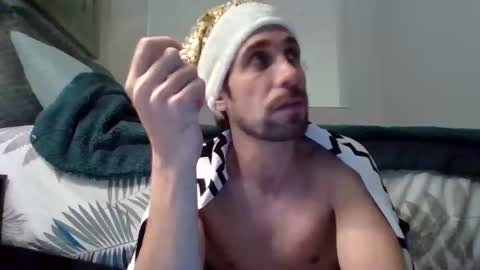 Snapshot of eroscharm chatting on 12.20.25 eroscharm online show from 12.20.25