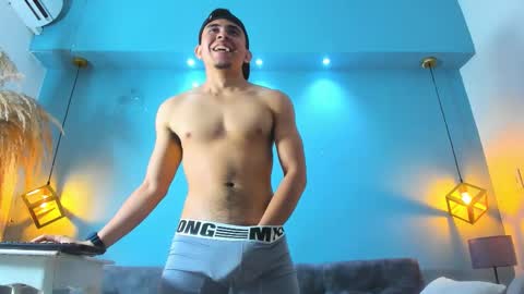 Snapshot of eross_santy chatting on 02.25.26 Eross online show from 02.25.26